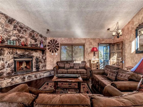 Naylor Mountain Retreat