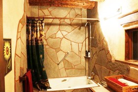 Royal Bear Lodge & Casita