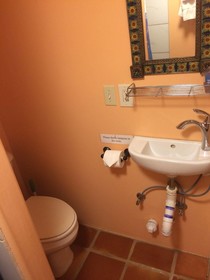 SnowMansion Eco Adventure Lodge & Hostel