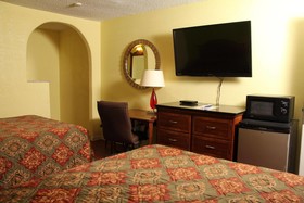 La Hacienda Inn