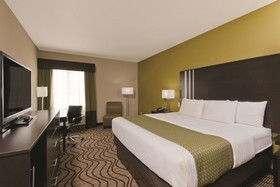 La Quinta Inn & Suites by Wyndham Artesia