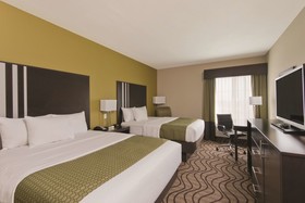 La Quinta Inn & Suites by Wyndham Artesia
