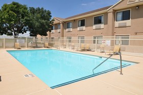 Legacy Inn & Suites Artesia