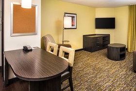 Candlewood Suites Carlsbad South