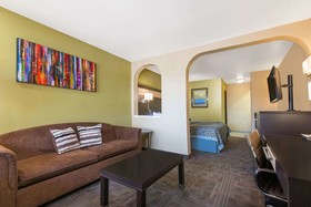 Days Inn by Wyndham Carlsbad