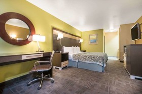 Days Inn by Wyndham Carlsbad