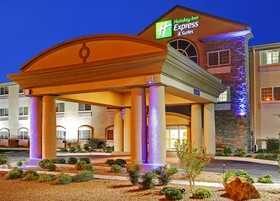 Holiday Inn Express Hotel & Suites Carlsbad