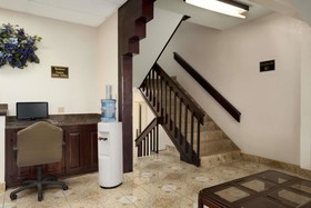 Super 8 by Wyndham Carlsbad