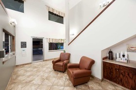 Super 8 by Wyndham Clayton