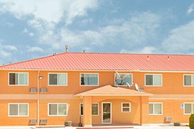 Super 8 by Wyndham Clayton