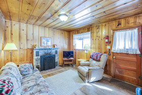 The Cabins At Cloudcroft