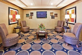 Holiday Inn Express Hotel & Suites Clovis