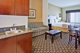 Holiday Inn Express Hotel & Suites Clovis