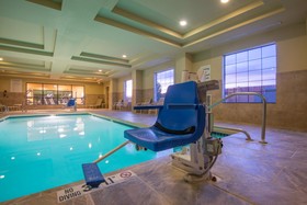 Holiday Inn Express Hotel & Suites Clovis