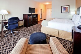 Holiday Inn Express Hotel & Suites Clovis