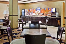 Holiday Inn Express Hotel & Suites Clovis