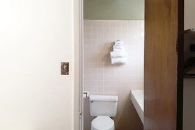 Hotel Kings at Clovis by OYO Rooms