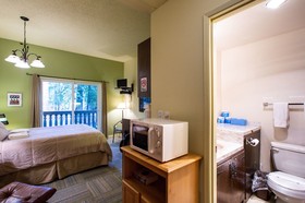 Snowline Lodge by Mt. Baker Lodging