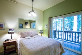 Snowline Lodge by Mt. Baker Lodging