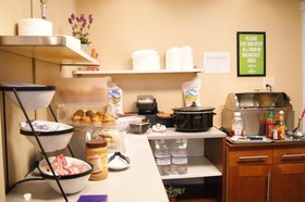 Brentwood Inn & Garden