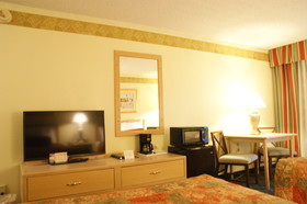 Brentwood Inn & Garden