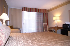 Brentwood Inn & Garden