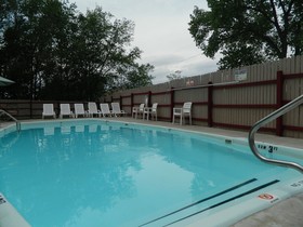 Quality Inn & Suites Farmington