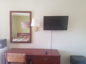 Farmington Inn