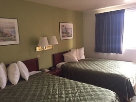 Farmington Inn