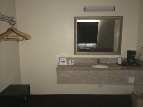 Farmington Inn