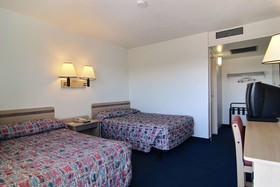 Motel 6 Farmington