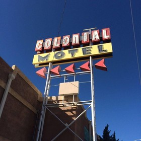 Colonial Motel