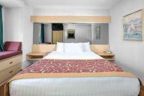Microtel Inn & Suites by Wyndham Gallup