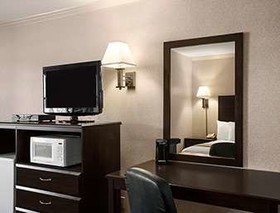 Days Inn by Wyndham Grants