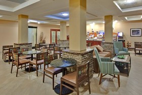 Holiday Inn Express Hotel & Suites Grants - Milan