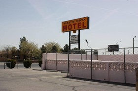 Day's End Motel