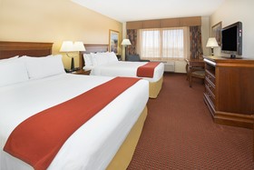Holiday Inn Express & Suites Las Vegas