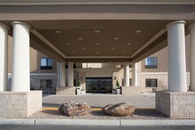 Holiday Inn Express & Suites Las Vegas
