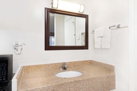 Travelodge by Wyndham Las Vegas NM