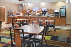 Holiday Inn Express & Suites Los Alamos Entrada Park