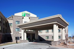 Holiday Inn Express & Suites Los Alamos Entrada Park