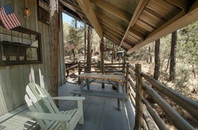 Bear Creek Motel And Cabins