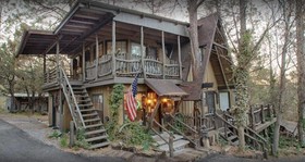 Bear Creek Motel And Cabins