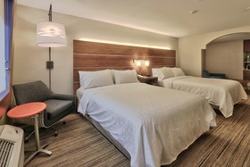 Holiday Inn Express Hotel & Suites Portales