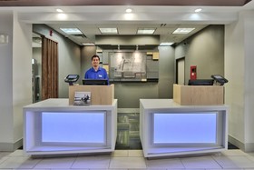 Holiday Inn Express Hotel & Suites Portales