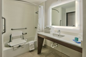 Holiday Inn Express Hotel & Suites Portales