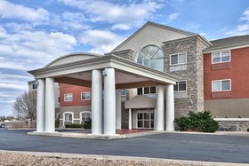 Holiday Inn Express Hotel & Suites Portales