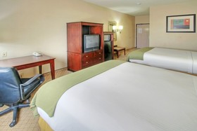 Holiday Inn Express Hotel & Suites Portales