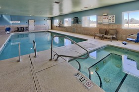 Holiday Inn Express Hotel & Suites Portales