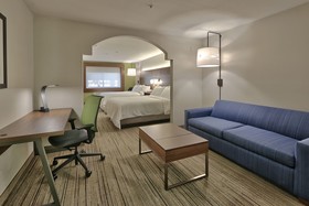 Holiday Inn Express Hotel & Suites Portales